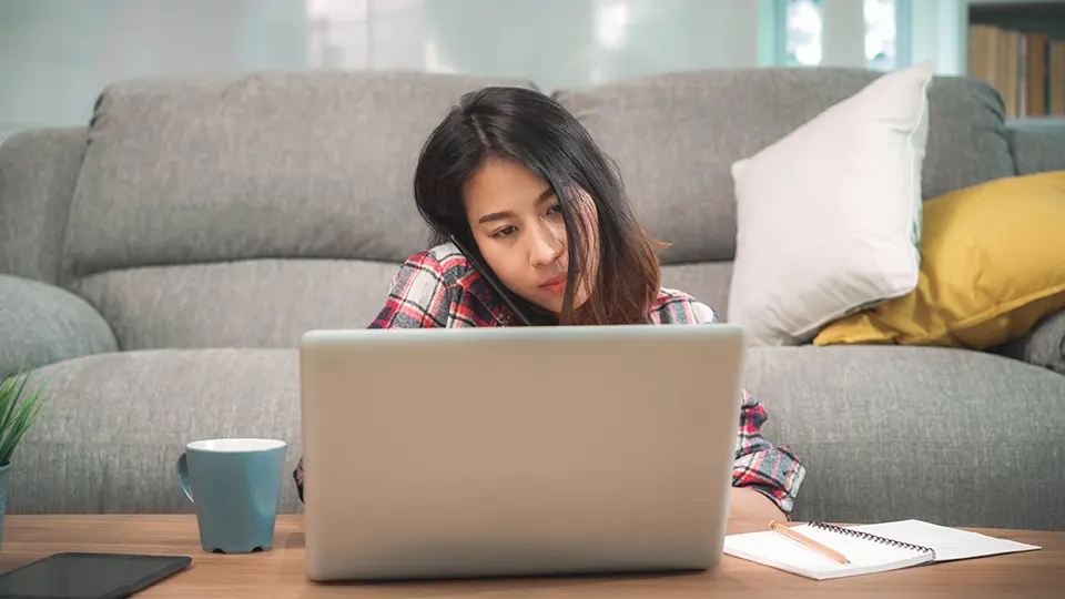 Ilustrasi Website Yang Membuat Stress