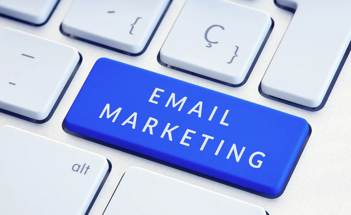Ilustrasi Email Marketing